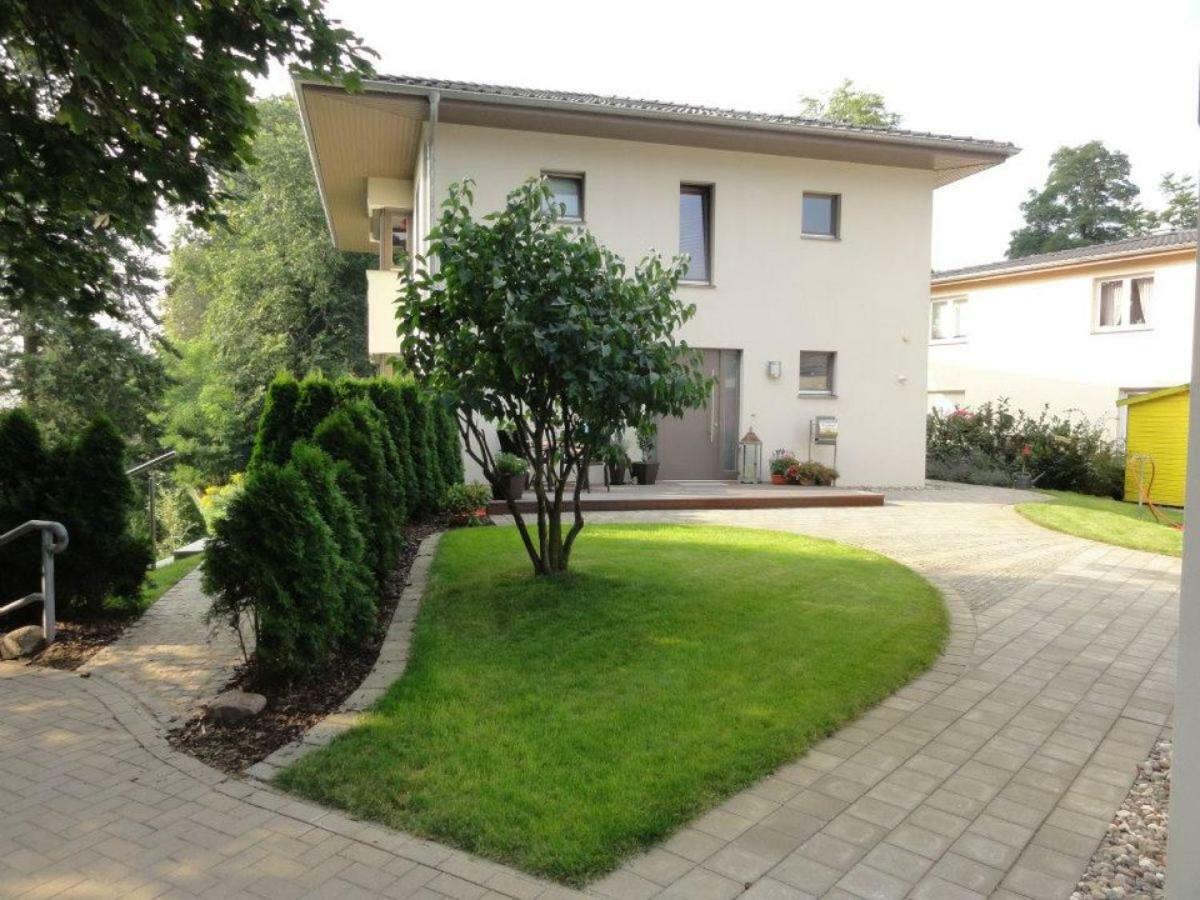 Villa Am Weinberg Waren  Eksteriør billede